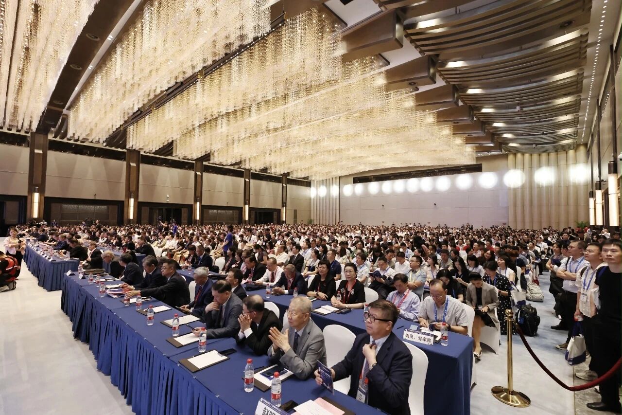 今年杭州眼科學(xué)術(shù)大會(huì)，又是哪個(gè)公益展位玩出了新高度？